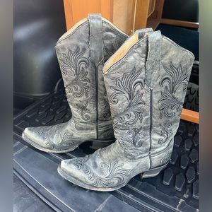 Circle G black women's cowboy boots size 8.5